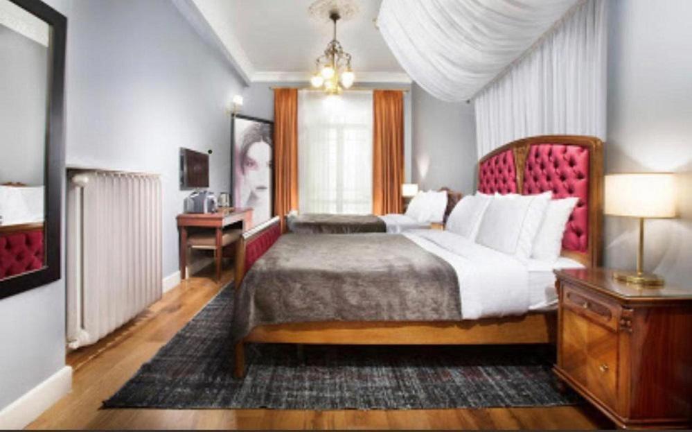 Lina Hotel Taksim Pera Istanbul Exterior photo